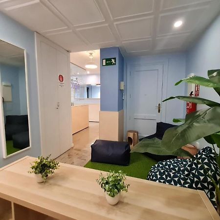 Az The Zity Hostel - Coliving Сарагоса Екстер'єр фото