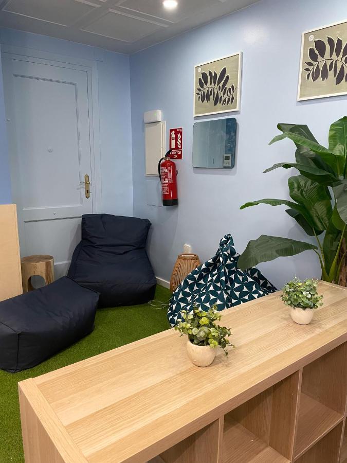 Az The Zity Hostel - Coliving Сарагоса Екстер'єр фото